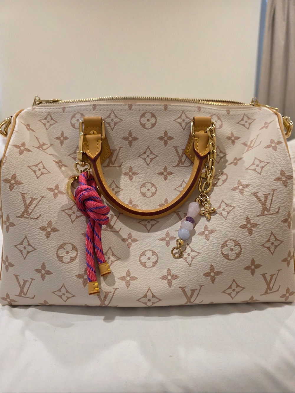 Louis Vuitton Cream speedy soft 30 Lucky / Monogram Dune
